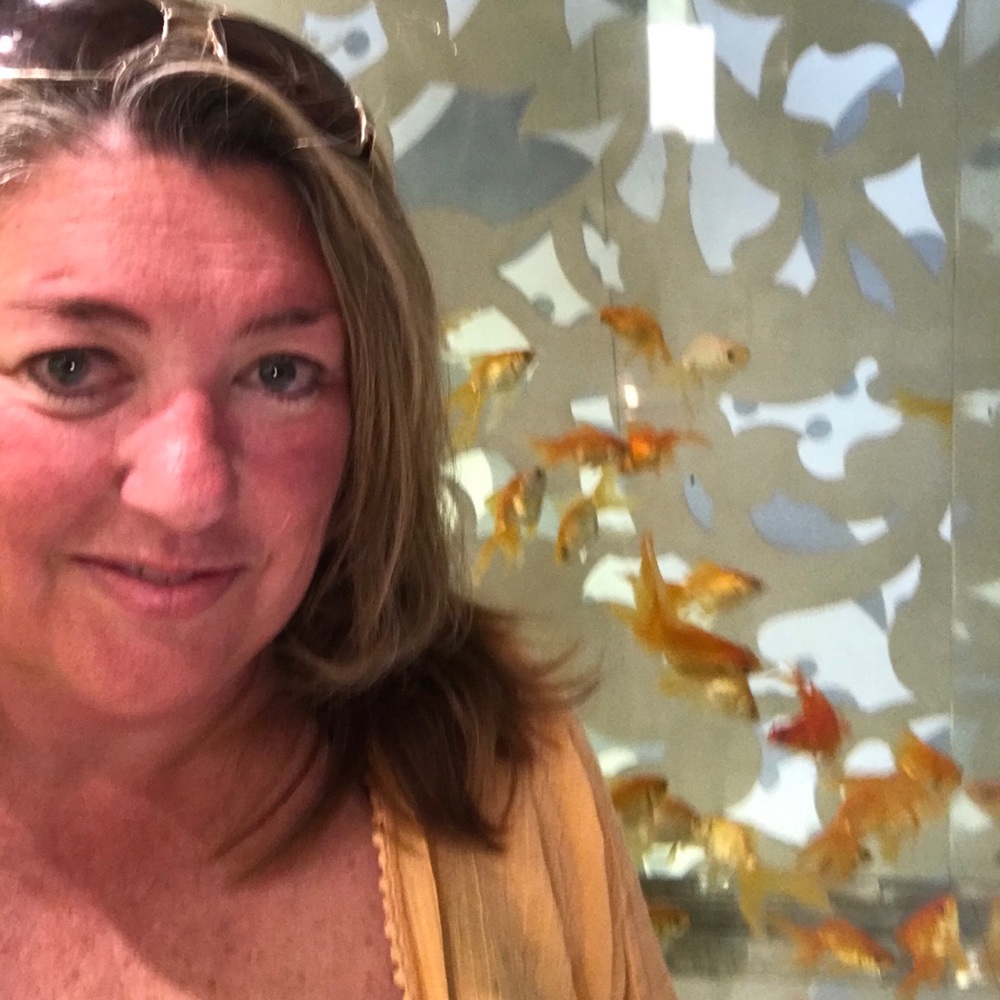 Meet your Posher, Jennifer